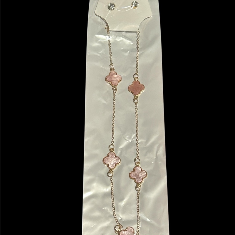 Elegant Pink and Gold Necklace Set